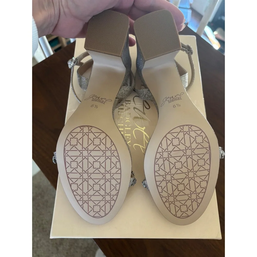 Jewel Badgley Mischka Glitter Block Heel Sandals Crystal Embellished Size 6.5 - Picture 4 of 6